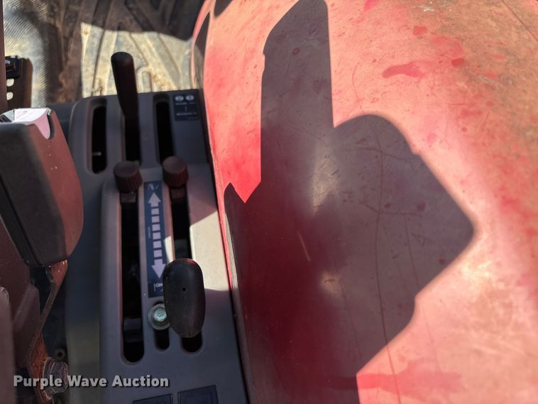 image for item YA1419 2014 Case IH Farmall 30C MFWD tractor