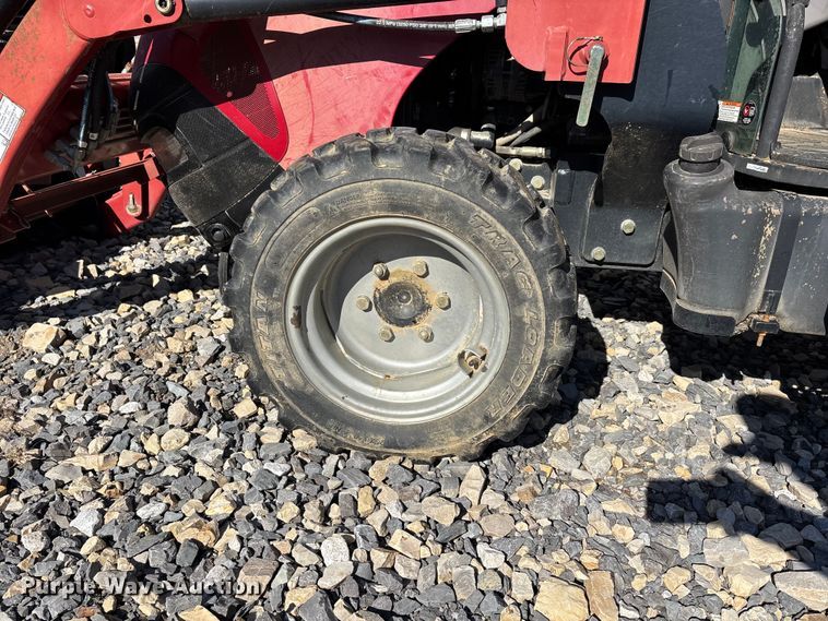 image for item YA1419 2014 Case IH Farmall 30C MFWD tractor