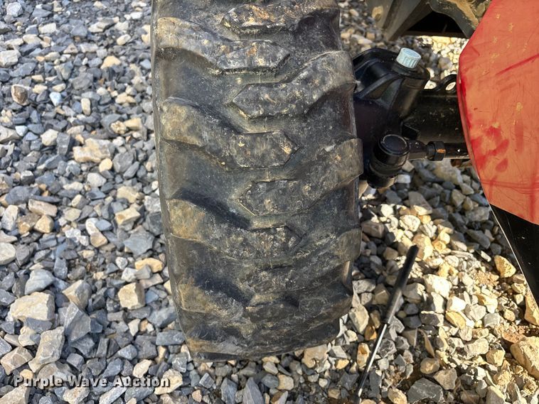 image for item YA1419 2014 Case IH Farmall 30C MFWD tractor