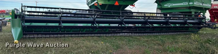 image for item YA1432 2005 John Deere 635F HydraFlex flex head