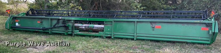 image for item YA1432 2005 John Deere 635F HydraFlex flex head