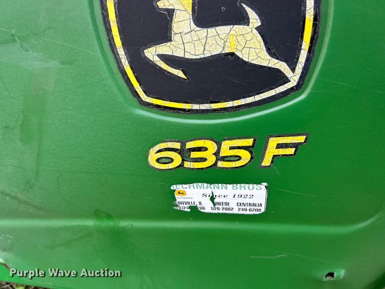 image for item YA1432 2005 John Deere 635F HydraFlex flex head