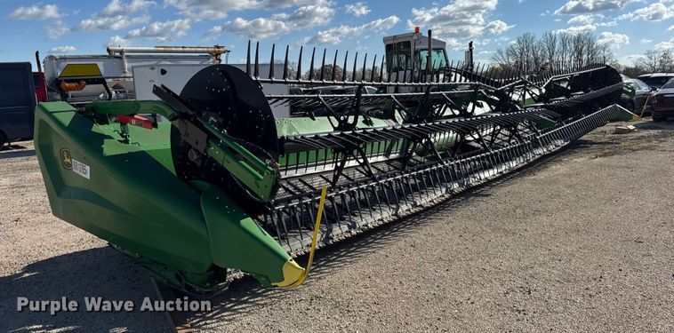 image for item YA1445 2025 John Deere HDF40 flex draper head