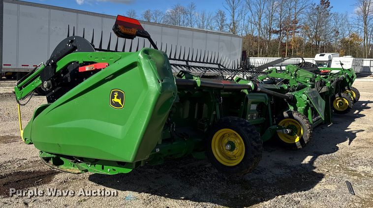 image for item YA1445 2025 John Deere HDF40 flex draper head