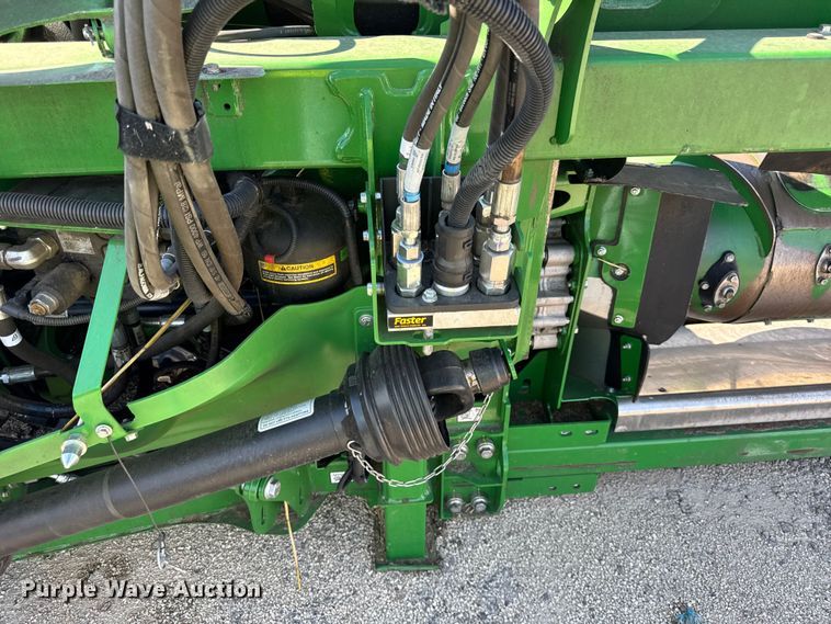 image for item YA1445 2025 John Deere HDF40 flex draper head