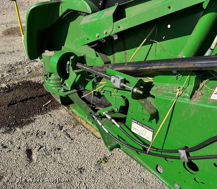 image for item YA1445 2025 John Deere HDF40 flex draper head