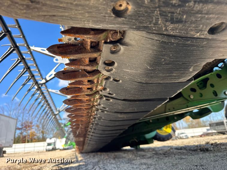 image for item YA1445 2025 John Deere HDF40 flex draper head