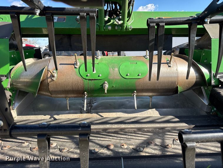 image for item YA1445 2025 John Deere HDF40 flex draper head