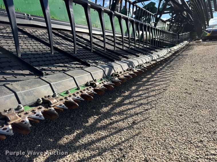 image for item YA1445 2025 John Deere HDF40 flex draper head