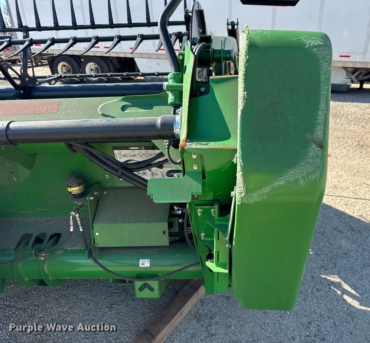 image for item YA1445 2025 John Deere HDF40 flex draper head