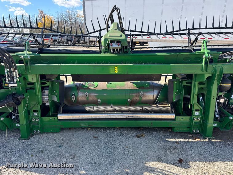 image for item YA1445 2025 John Deere HDF40 flex draper head