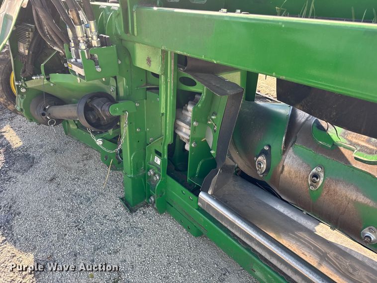 image for item YA1445 2025 John Deere HDF40 flex draper head