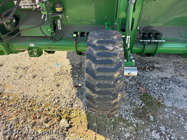 image for item YA1445 2025 John Deere HDF40 flex draper head