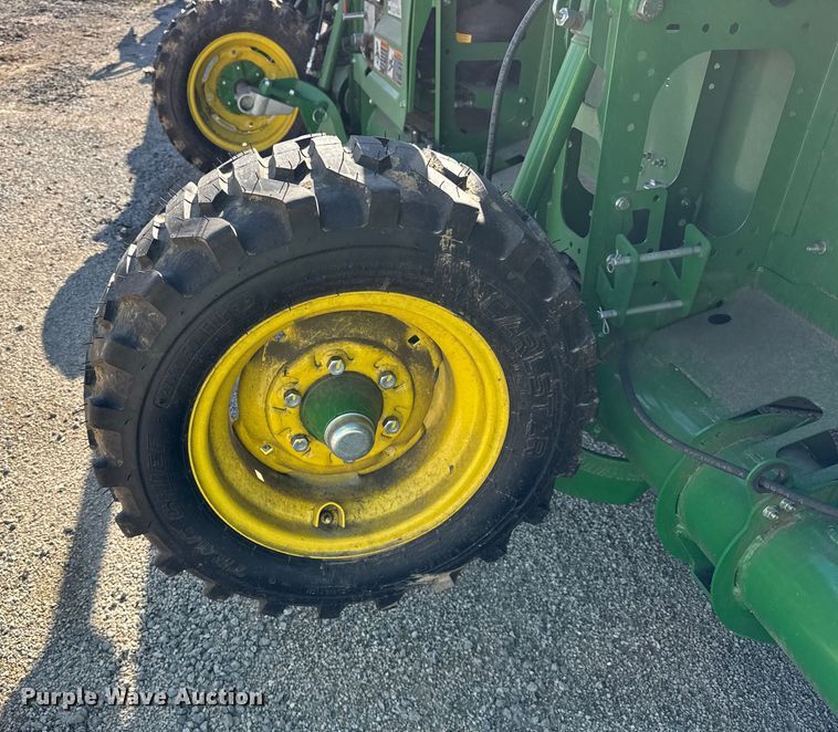 image for item YA1445 2025 John Deere HDF40 flex draper head