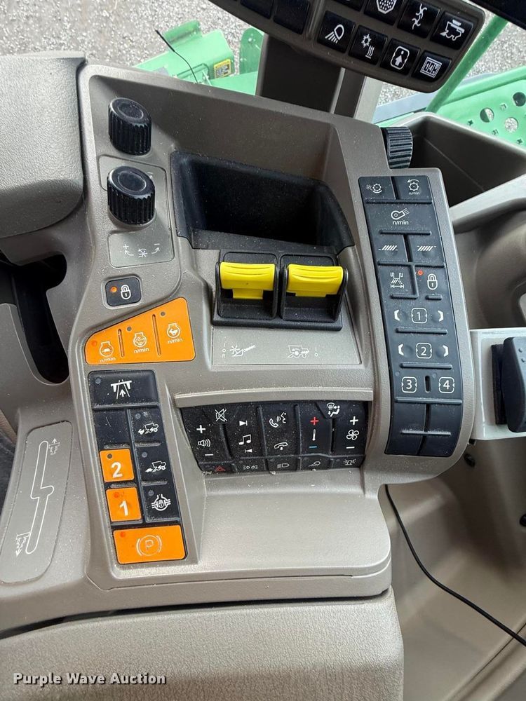 image for item YA1518 2024 John Deere X9 1100 RWA combine