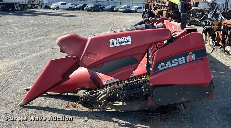 image for item YA1544 2017 Case IH 4412 corn head