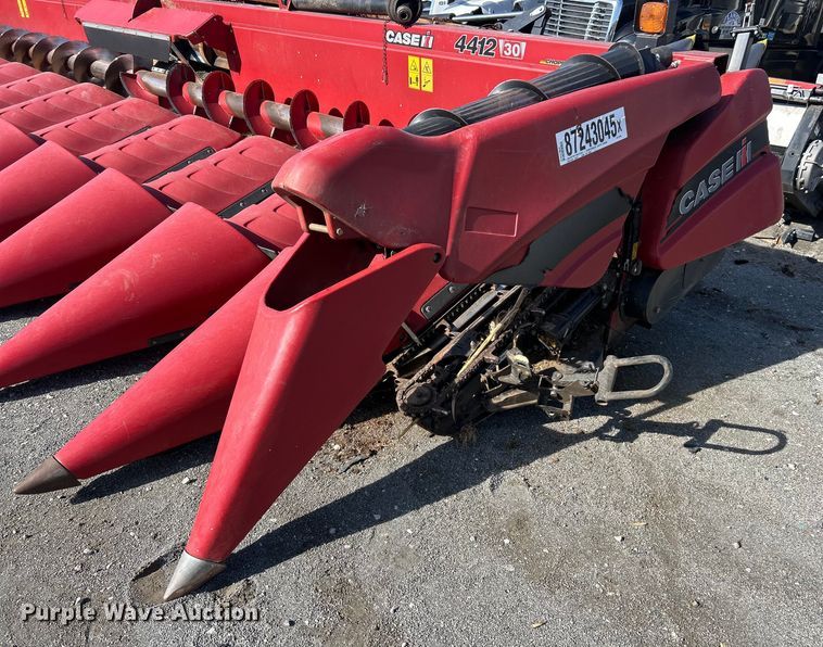 image for item YA1544 2017 Case IH 4412 corn head