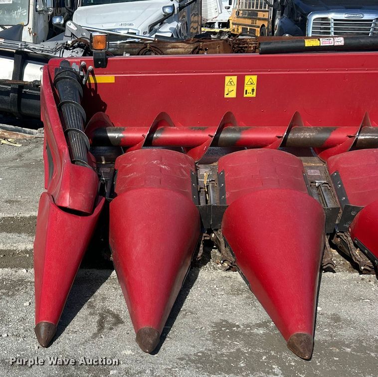 image for item YA1544 2017 Case IH 4412 corn head