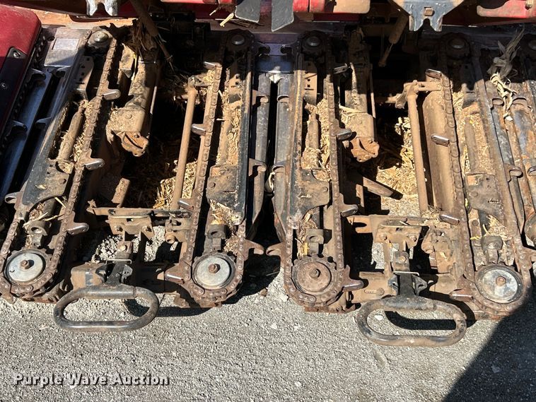 image for item YA1544 2017 Case IH 4412 corn head