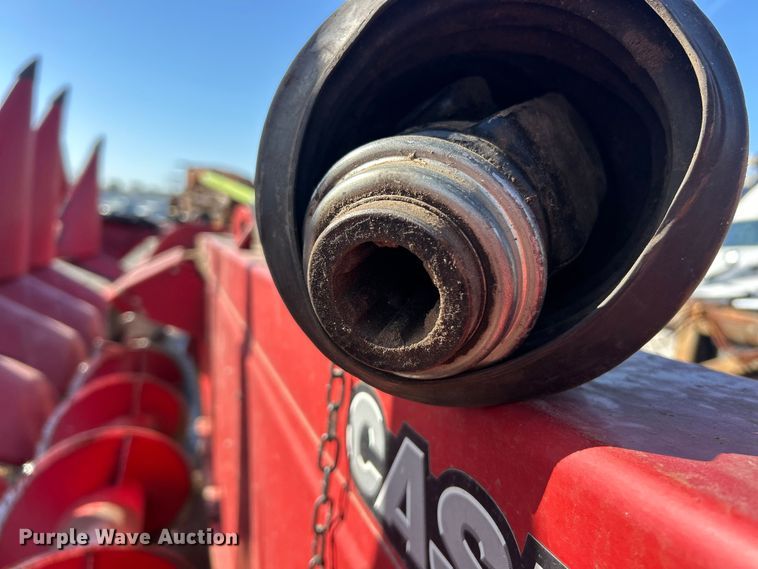 image for item YA1544 2017 Case IH 4412 corn head