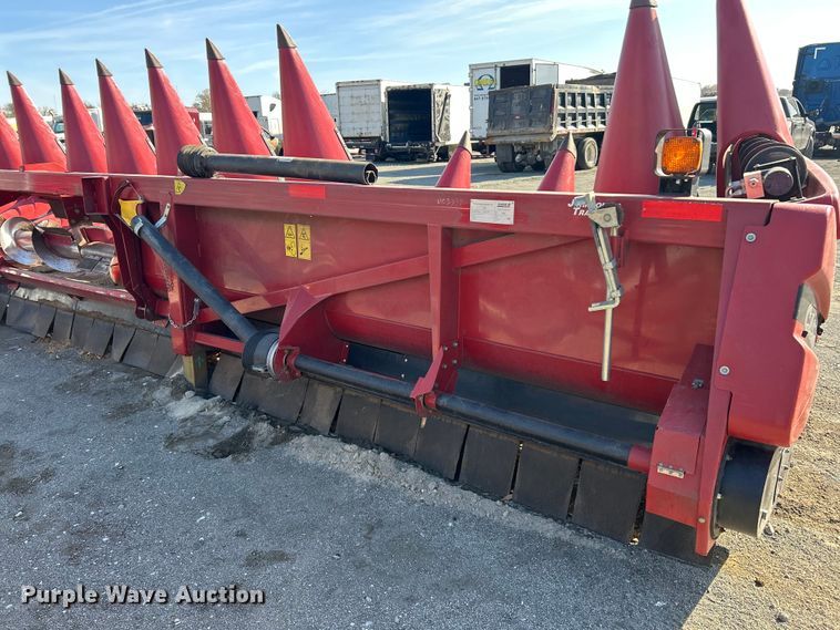 image for item YA1544 2017 Case IH 4412 corn head