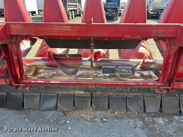 image for item YA1544 2017 Case IH 4412 corn head