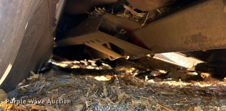 image for item YA1544 2017 Case IH 4412 corn head