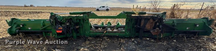 image for item YA1545 2021 John Deere C12F Folding corn head