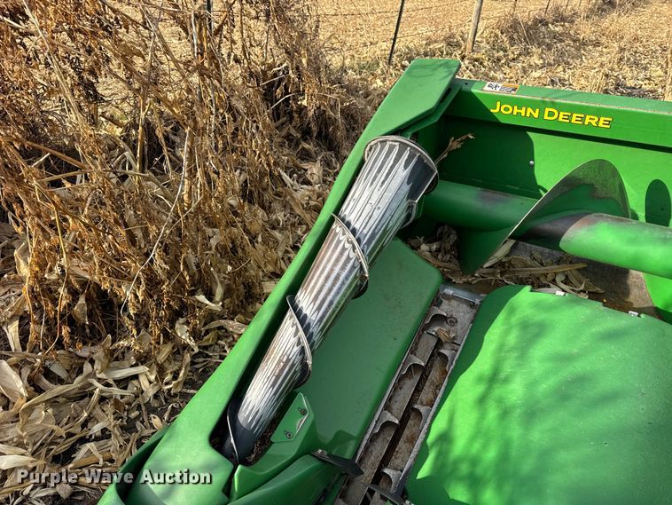 image for item YA1545 2021 John Deere C12F Folding corn head