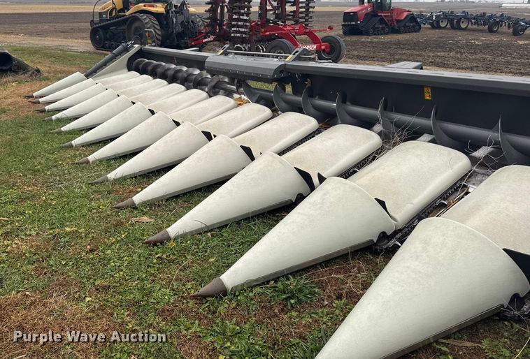 image for item YA1584 2022 Claas Corn head 12-30 corn head