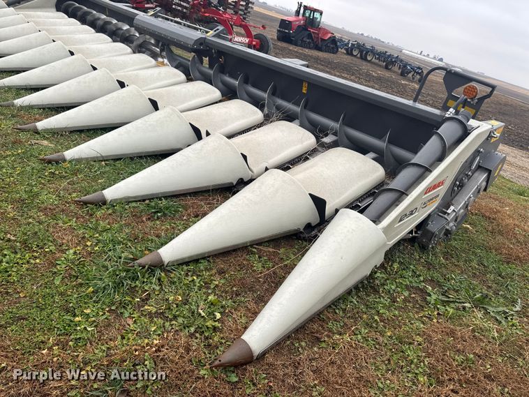 image for item YA1584 2022 Claas Corn head 12-30 corn head