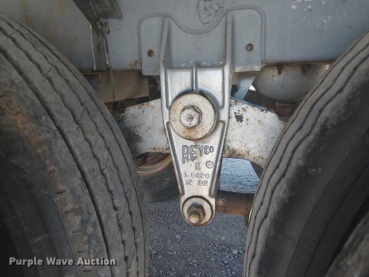 image for item DJ7897 1983 Heil tank trailer