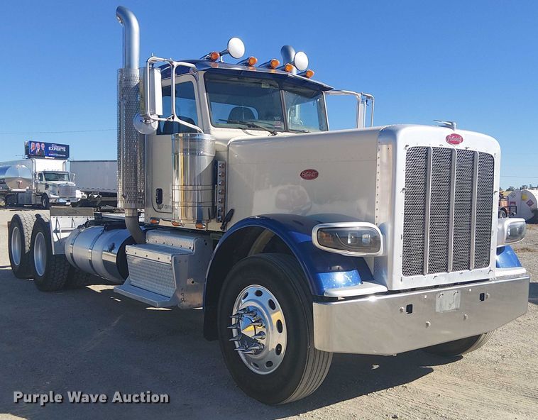 CAMIóN 2012 PETERBILT