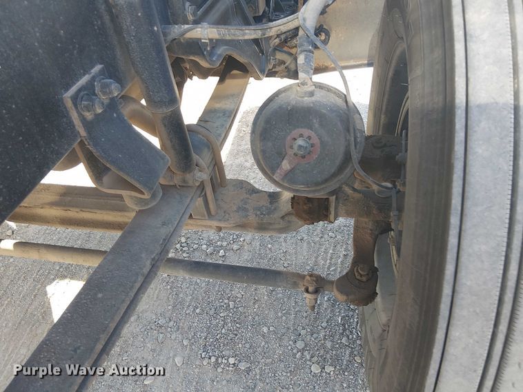 image for item DJ7898 2012 Peterbilt 389 semi truck