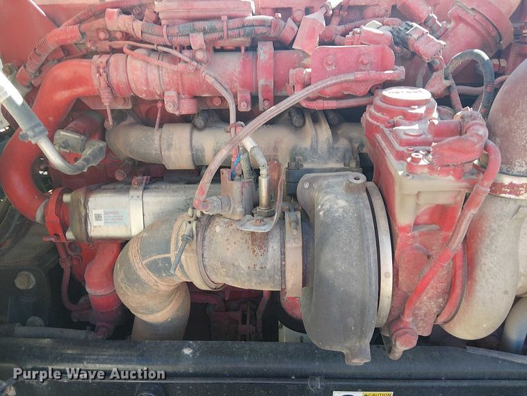 image for item DJ7898 2012 Peterbilt 389 semi truck