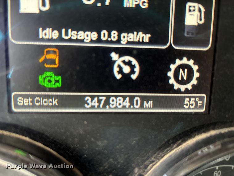 image for item DJ7910 2016 Peterbilt 567 semi truck