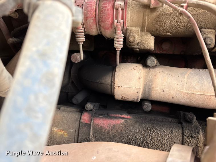 image for item DJ7910 2016 Peterbilt 567 semi truck