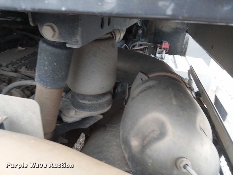 image for item DJ7912 2023 Mack Pinnacle semi truck