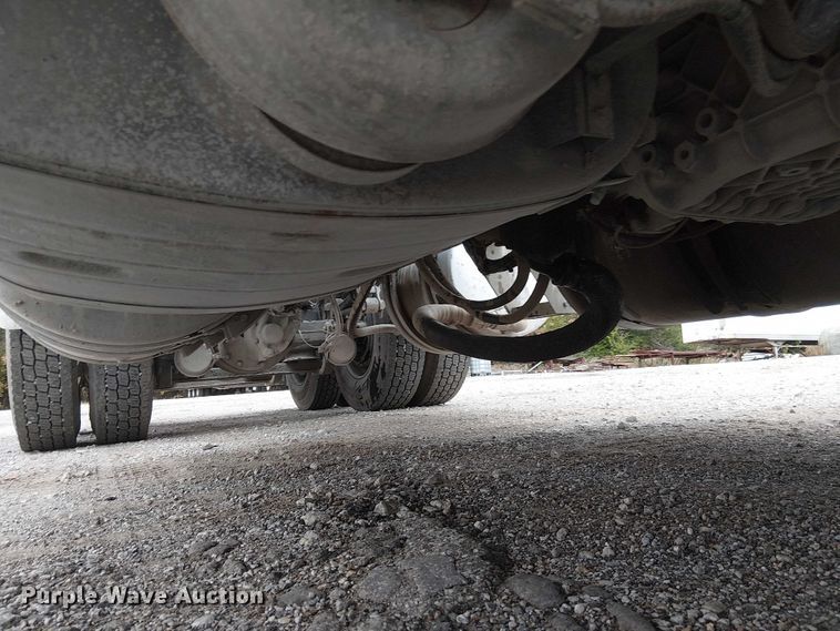 image for item DJ7912 2023 Mack Pinnacle semi truck