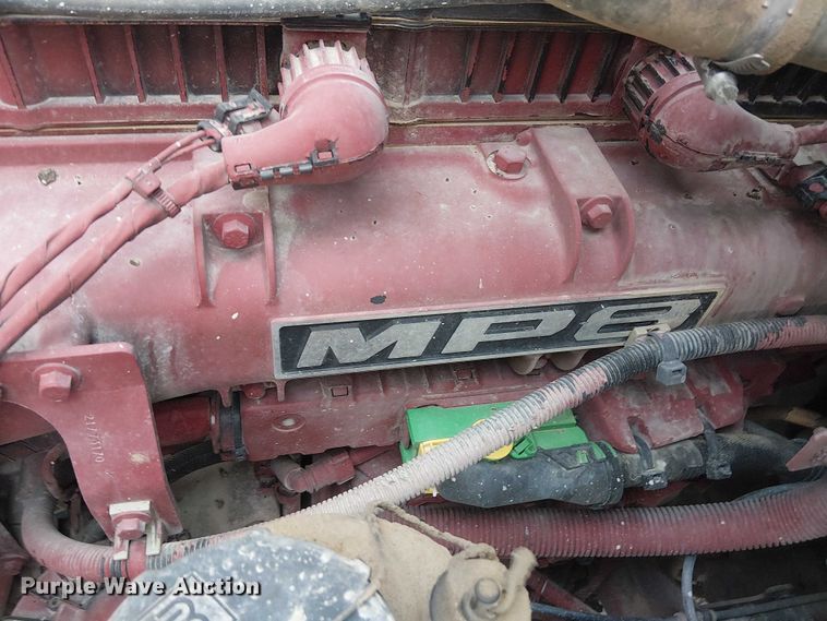 image for item DJ7912 2023 Mack Pinnacle semi truck