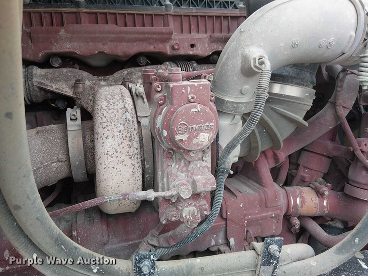 image for item DJ7912 2023 Mack Pinnacle semi truck