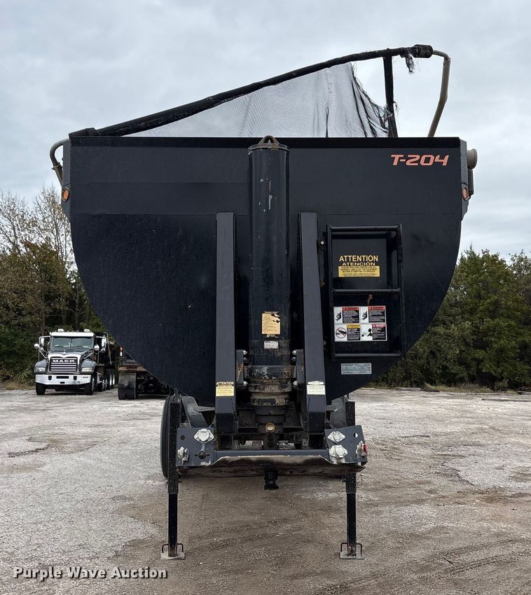 image for item DJ7914 2023 Construction Trailer Specialist HRD 31 QF TRI end dump trailer