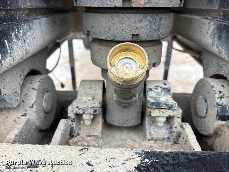 image for item DJ7914 2023 Construction Trailer Specialist HRD 31 QF TRI end dump trailer