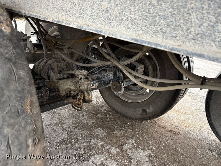 image for item DJ7914 2023 Construction Trailer Specialist HRD 31 QF TRI end dump trailer