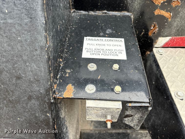 image for item DJ7914 2023 Construction Trailer Specialist HRD 31 QF TRI end dump trailer