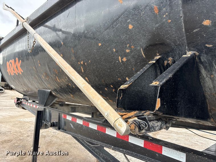 image for item DJ7914 2023 Construction Trailer Specialist HRD 31 QF TRI end dump trailer