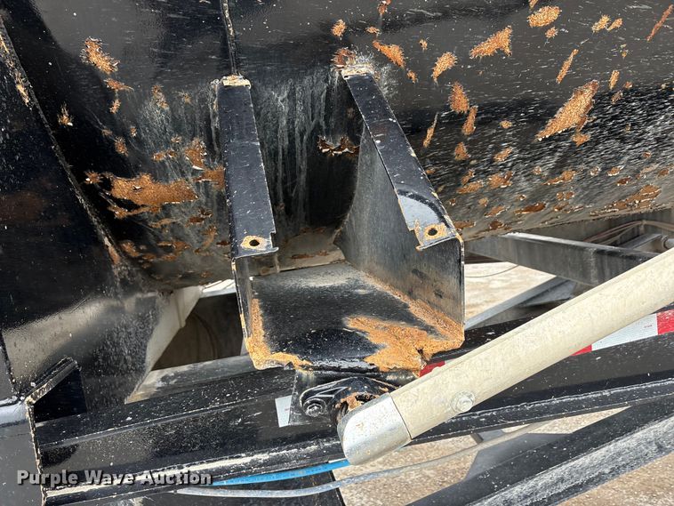 image for item DJ7914 2023 Construction Trailer Specialist HRD 31 QF TRI end dump trailer