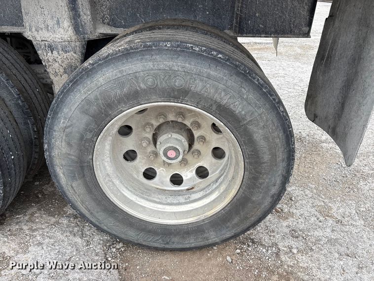 image for item DJ7914 2023 Construction Trailer Specialist HRD 31 QF TRI end dump trailer