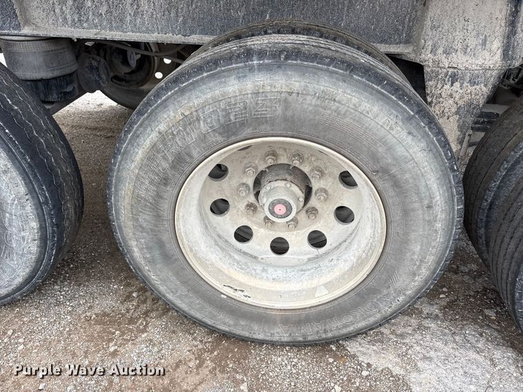 image for item DJ7914 2023 Construction Trailer Specialist HRD 31 QF TRI end dump trailer