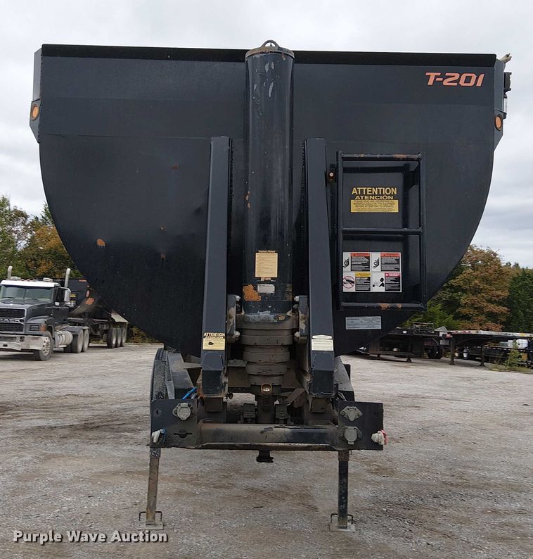 image for item DJ7916 2023 ConstructionTrailer Specialist HRD31QFTRI end dump trailer